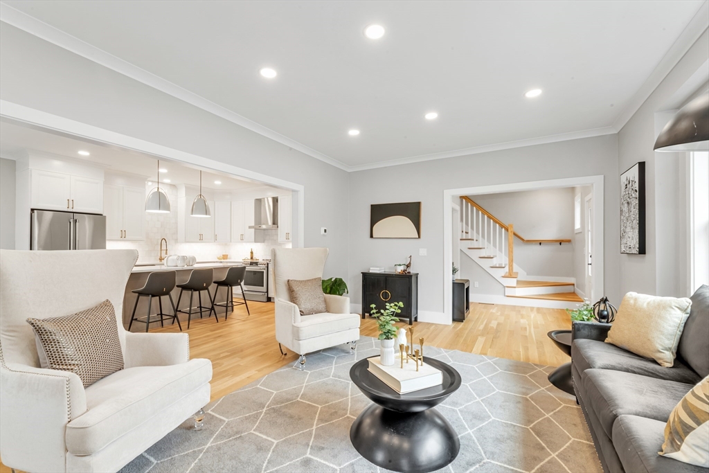 29 Keystone Street Boston, MA 02132 - Photo 3 of 29