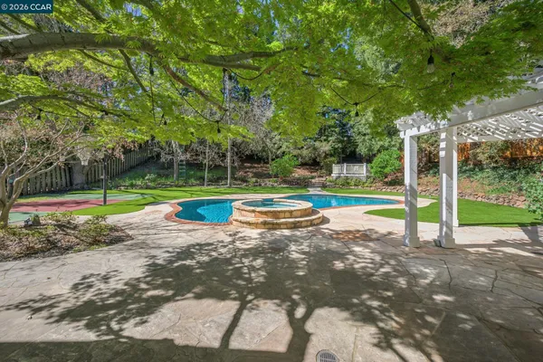 $2,595,000 | 2145 Deer Oak Way, Danville, CA 94506