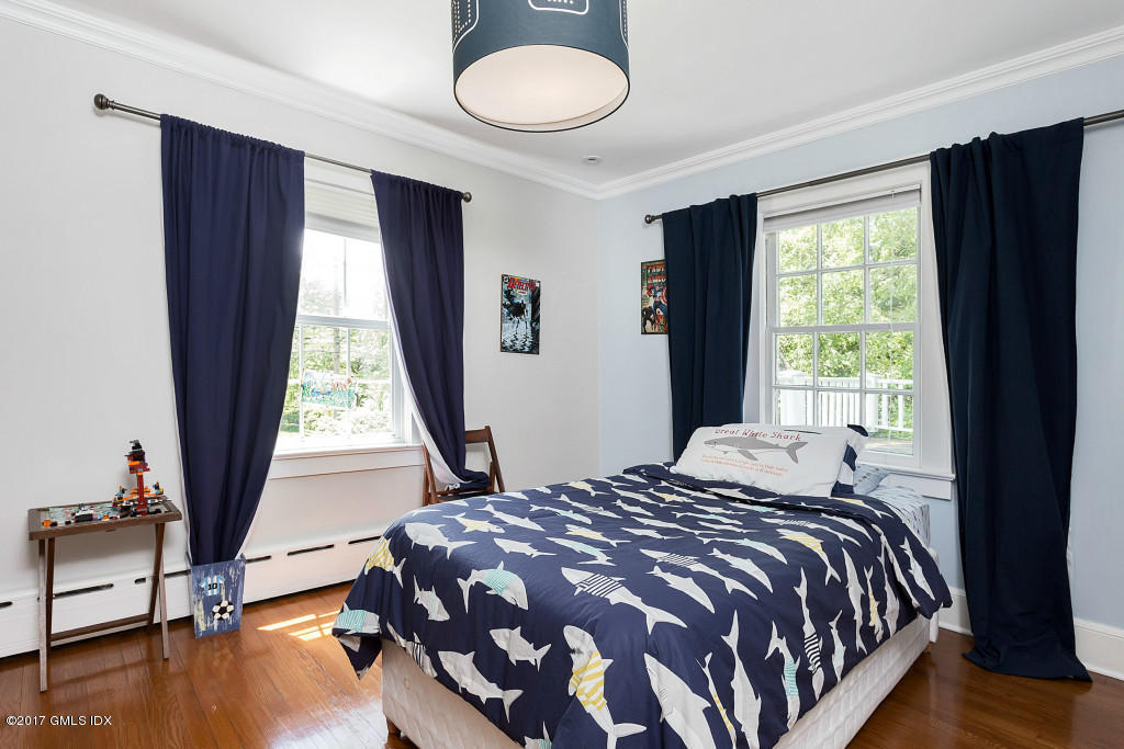 227 Riverside Avenue Riverside, CT 06878 - Photo 14 of 24 227 Riverside Ave Bedroom 1