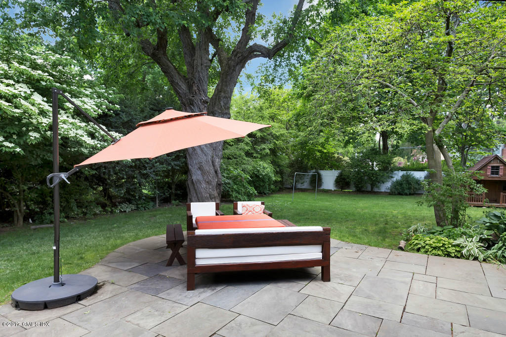 227 Riverside Avenue Riverside, CT 06878 - Photo 19 of 24 227 Riverside Ave Terrace