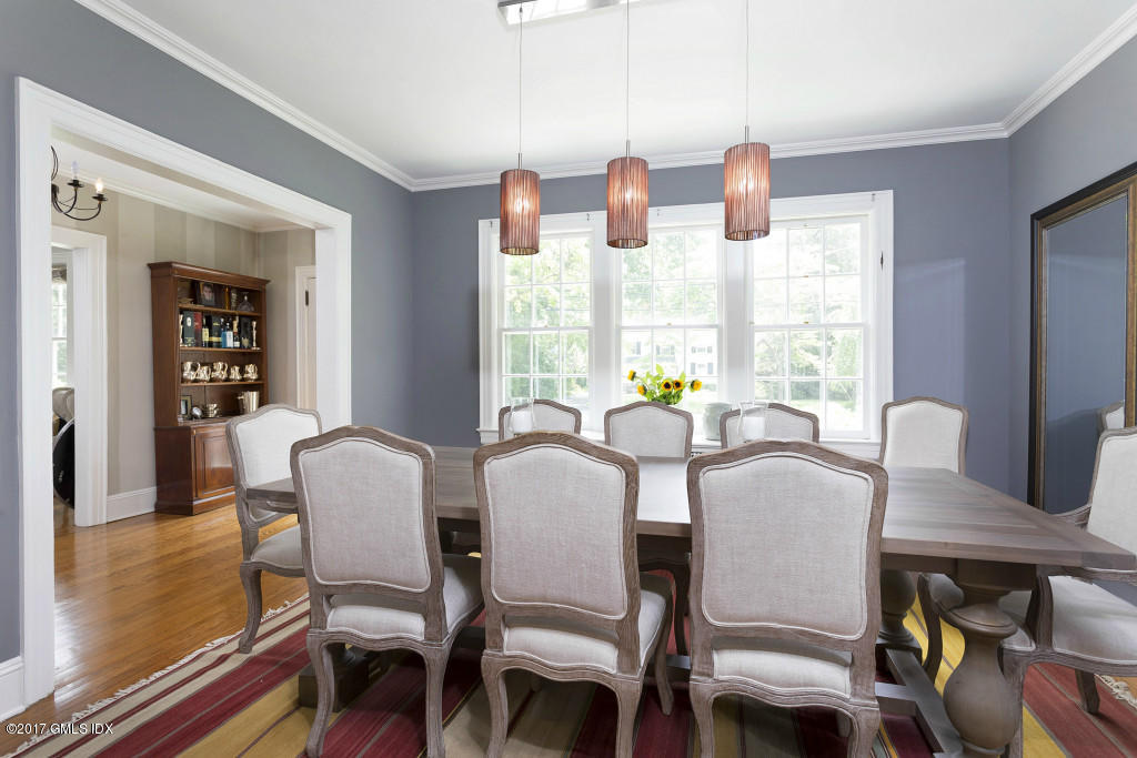 227 Riverside Avenue Riverside, CT 06878 - Photo 7 of 24 227 Riverside Ave Dining Room 2