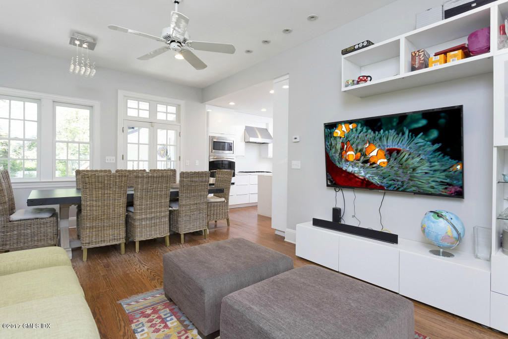 227 Riverside Avenue Riverside, CT 06878 - Photo 9 of 24 227 Riverside Ave Family Room3