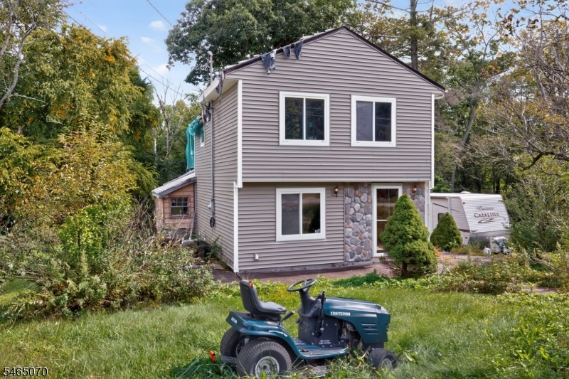 48 Lebanon Road West Milford, NJ 07421 - Photo 1 of 34 Gallery Image 1