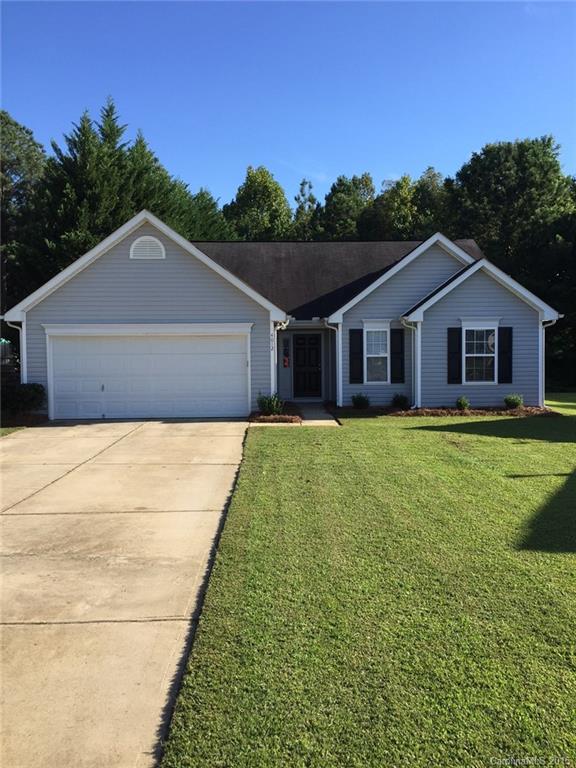 4012 Ranchview Lane Charlotte, NC 28216 - Photo 1 of 12 Gallery Image 1