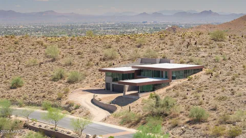 $2,850,000 | 13053 North 17th Place, Phoenix, AZ 85022