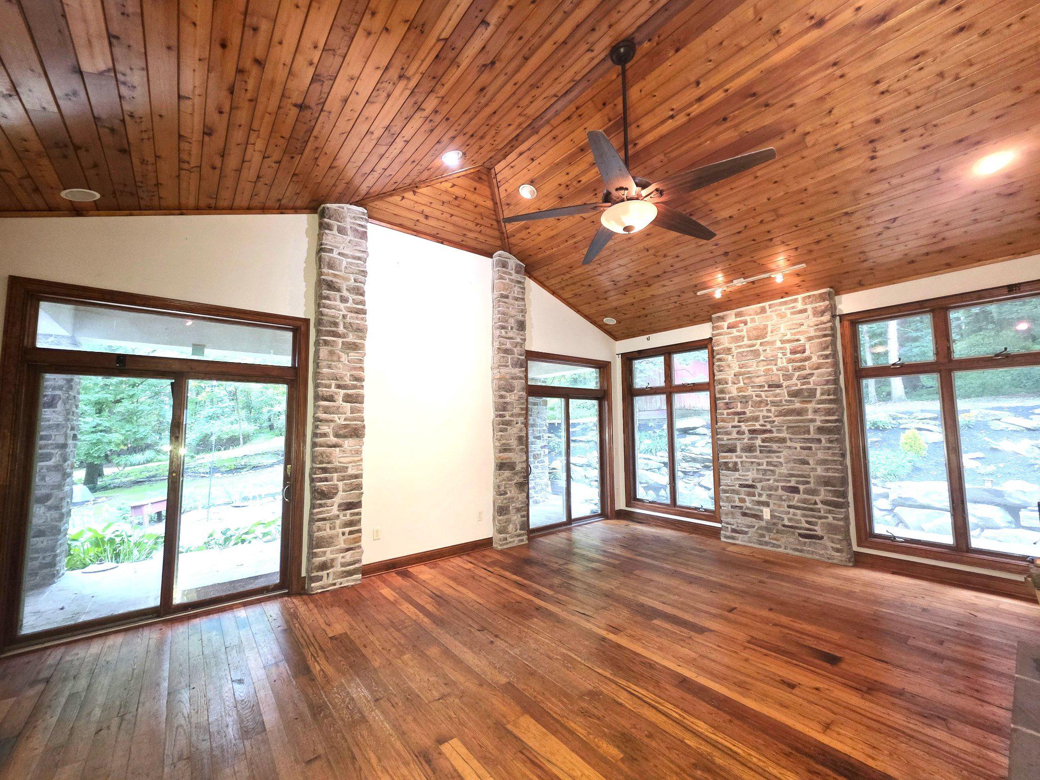 1178 Church Road Orrtanna, PA 17353 - Photo 6 of 77 great room