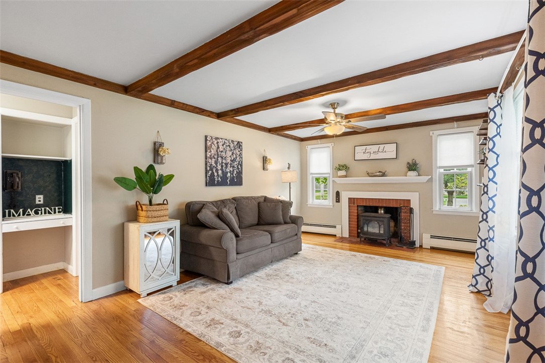 48 Barker Street Warwick, RI 02888 - Photo 11 of 41