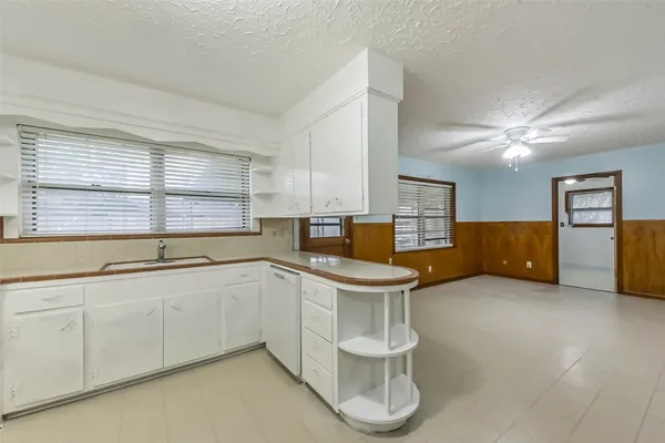 $245,000 | 705 Dunwick Lane, Pasadena, TX 77502