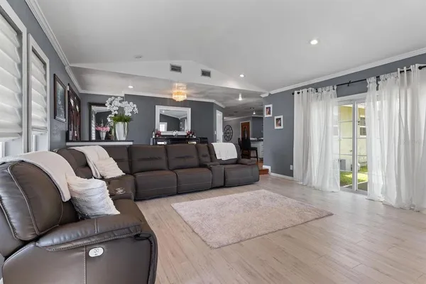 $599,737 | 14865 Wildwood Drive, Largo, FL 33774