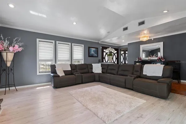 $599,737 | 14865 Wildwood Drive, Largo, FL 33774