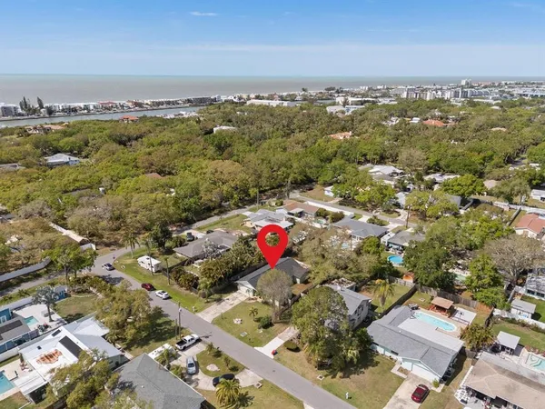 $599,737 | 14865 Wildwood Drive, Largo, FL 33774