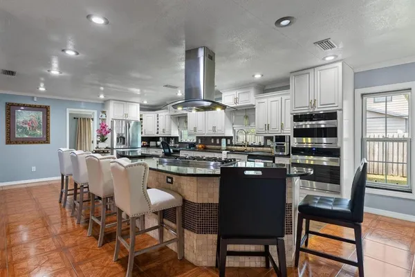 $599,737 | 14865 Wildwood Drive, Largo, FL 33774