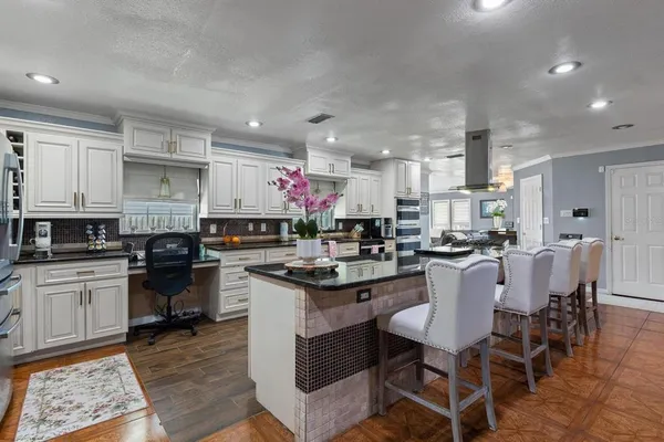 $599,737 | 14865 Wildwood Drive, Largo, FL 33774