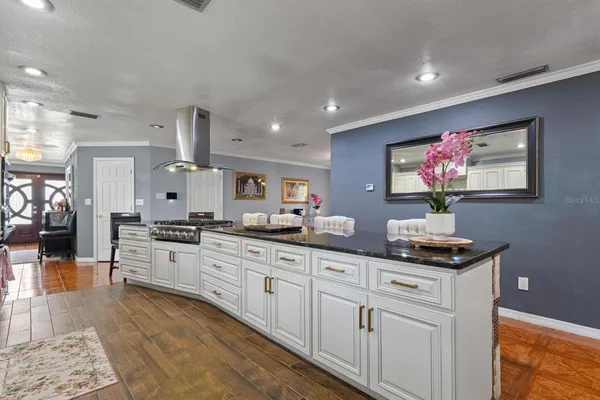 $599,737 | 14865 Wildwood Drive, Largo, FL 33774