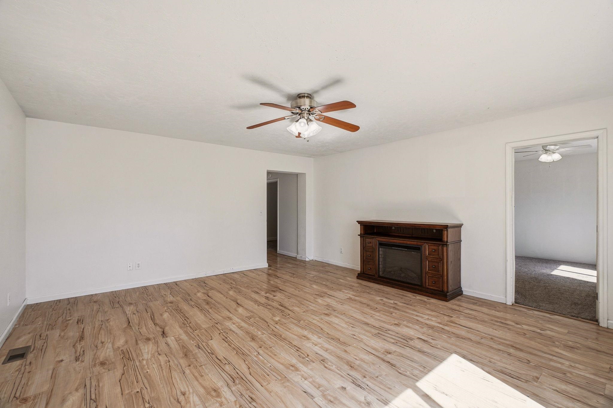 4217 North Madison Street Spokane, WA 99205 - Photo 7 of 30