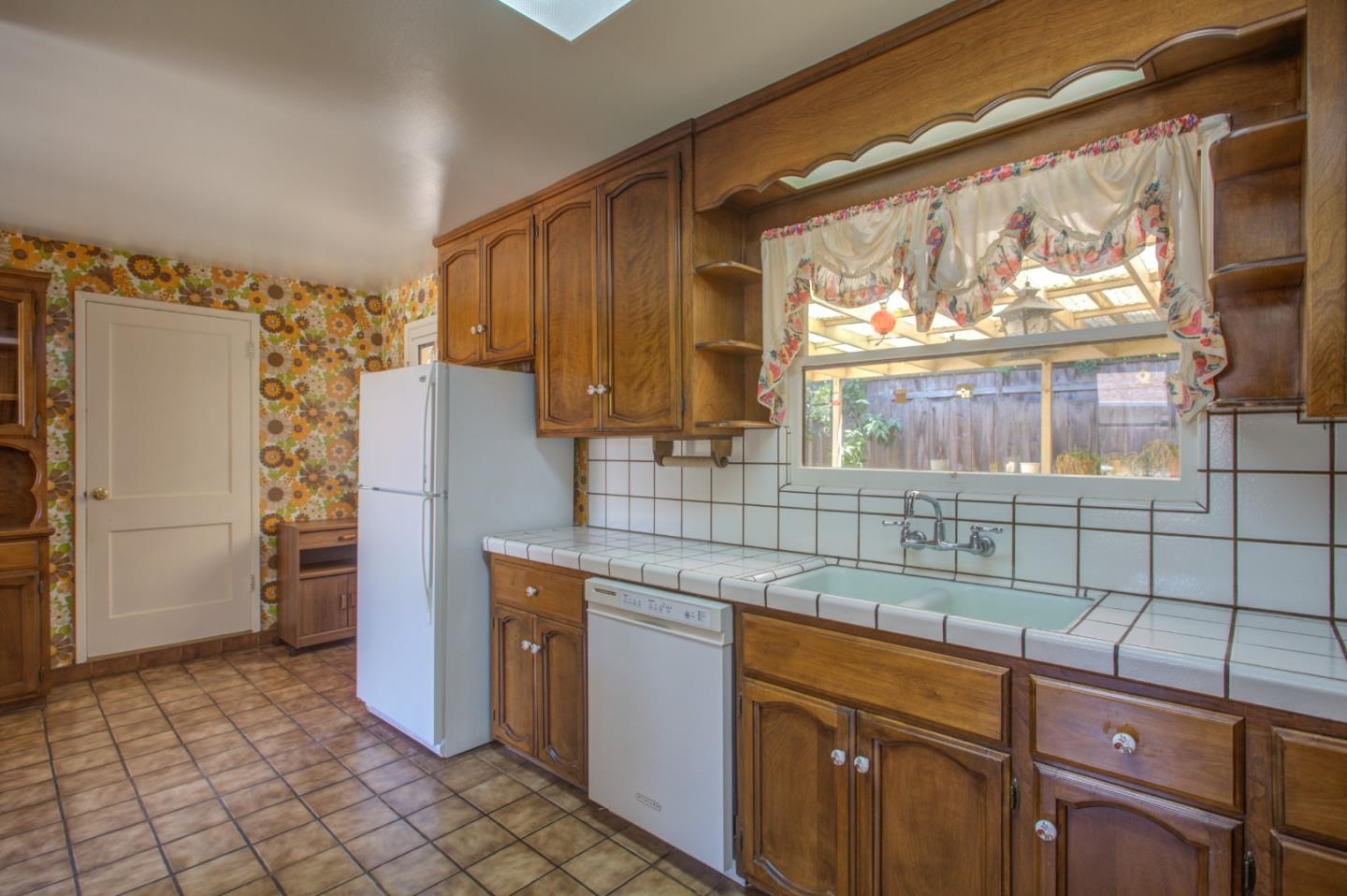 10079 Carmen Road Cupertino, CA 95014 - Photo 20 of 33 Gallery Image 20