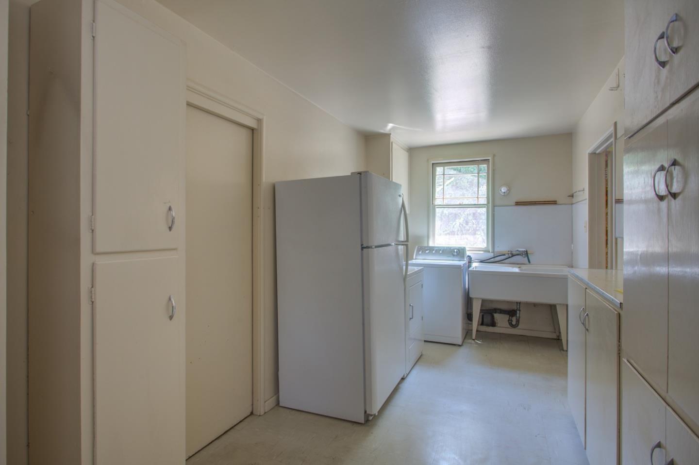 10079 Carmen Road Cupertino, CA 95014 - Photo 24 of 33 Gallery Image 24