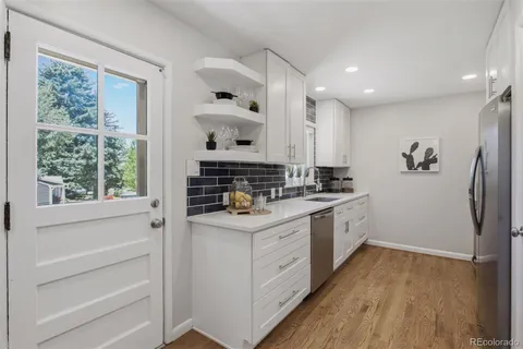 $559,500 | 5301 South Washington Street, Littleton, CO 80121