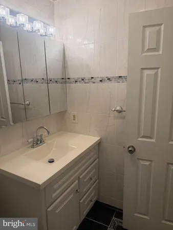 $195,000 | 18 Sawmill Run, Unit 18, Norristown, PA 19401