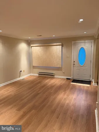 $195,000 | 18 Sawmill Run, Unit 18, Norristown, PA 19401