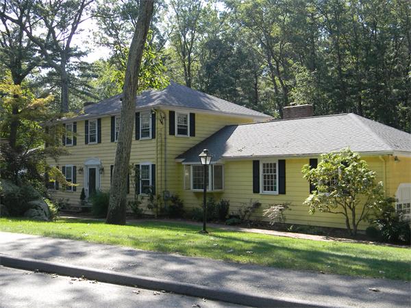 18 Lee Road Medfield, MA 02052 - Photo 1 of 27 Gallery Image 1