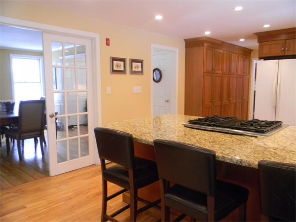 18 Lee Road Medfield, MA 02052 - Photo 4 of 27 Gallery Image 4