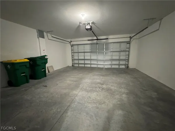 $2,250 | 1024 Caloosa Breeze Drive, LaBelle, FL 33935