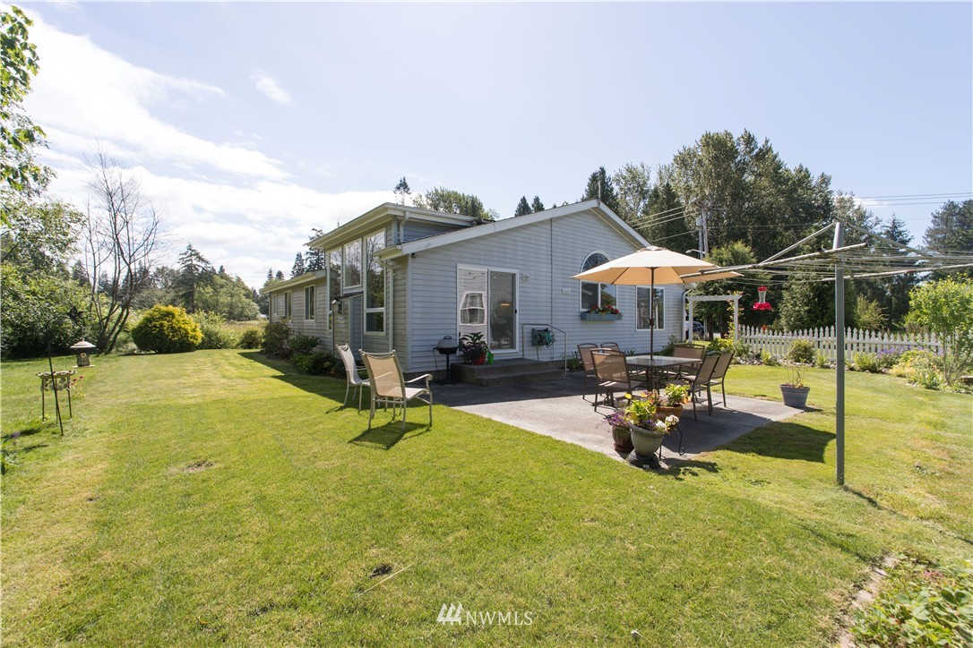 5102 Anderson Road Blaine, WA 98230 - Photo 2 of 22 Gallery Image 2