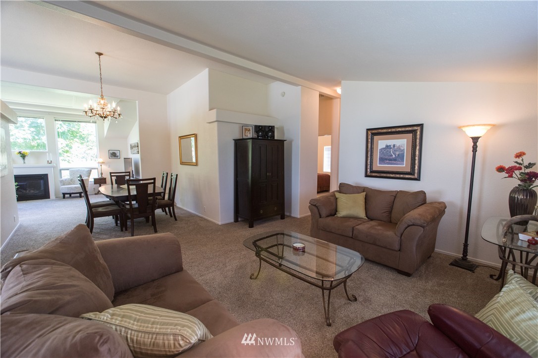 5102 Anderson Road Blaine, WA 98230 - Photo 5 of 22 Gallery Image 5