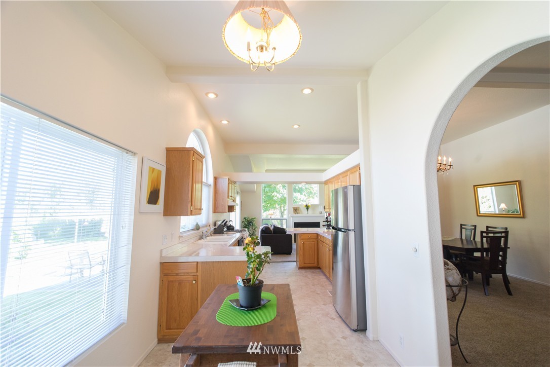5102 Anderson Road Blaine, WA 98230 - Photo 10 of 22 Gallery Image 10