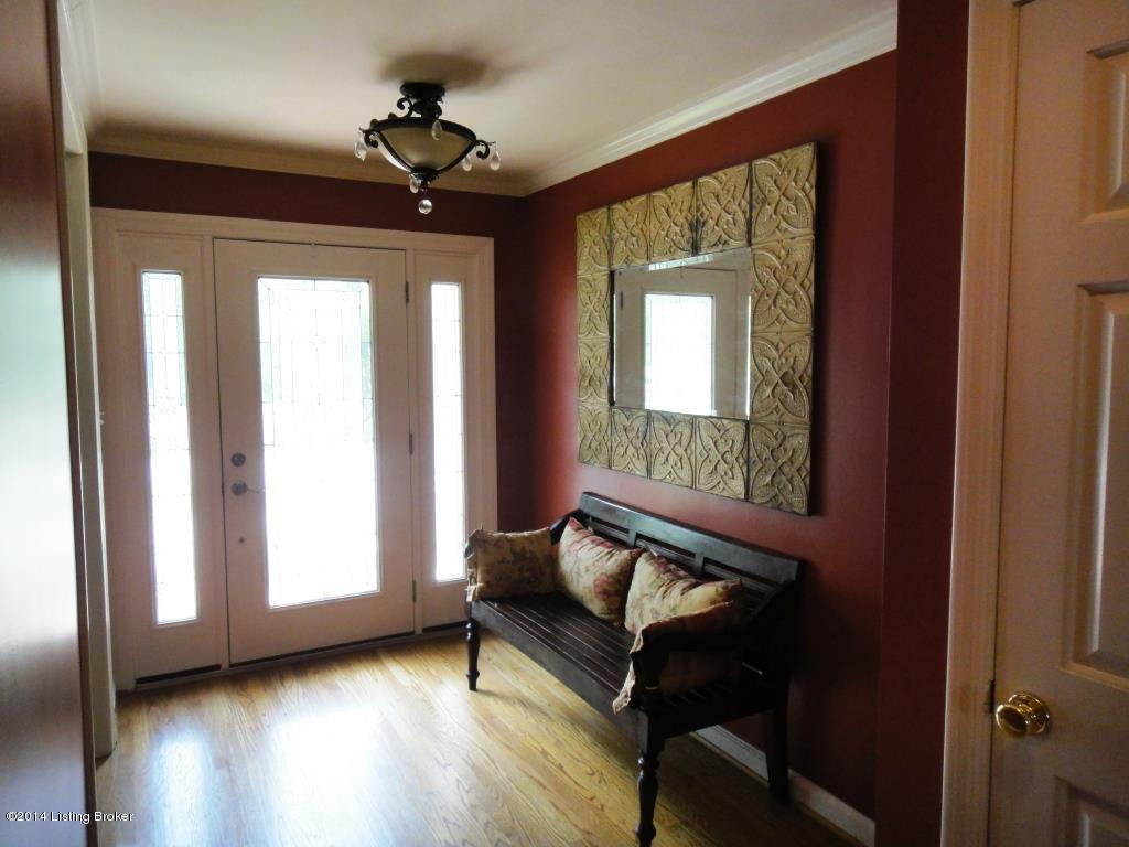 505 Brandon Road Louisville, KY 40207 - Photo 9 of 40 2