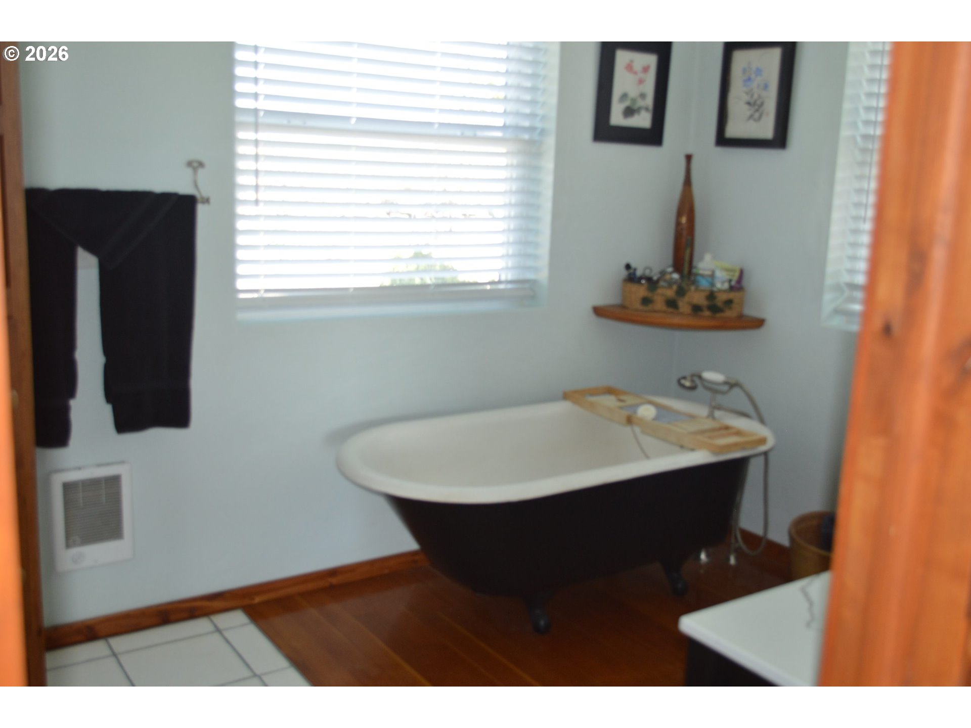 1935 Bench Road Vale, OR 97918 - Photo 16 of 25 a view of a bathroom with a sink and mirror