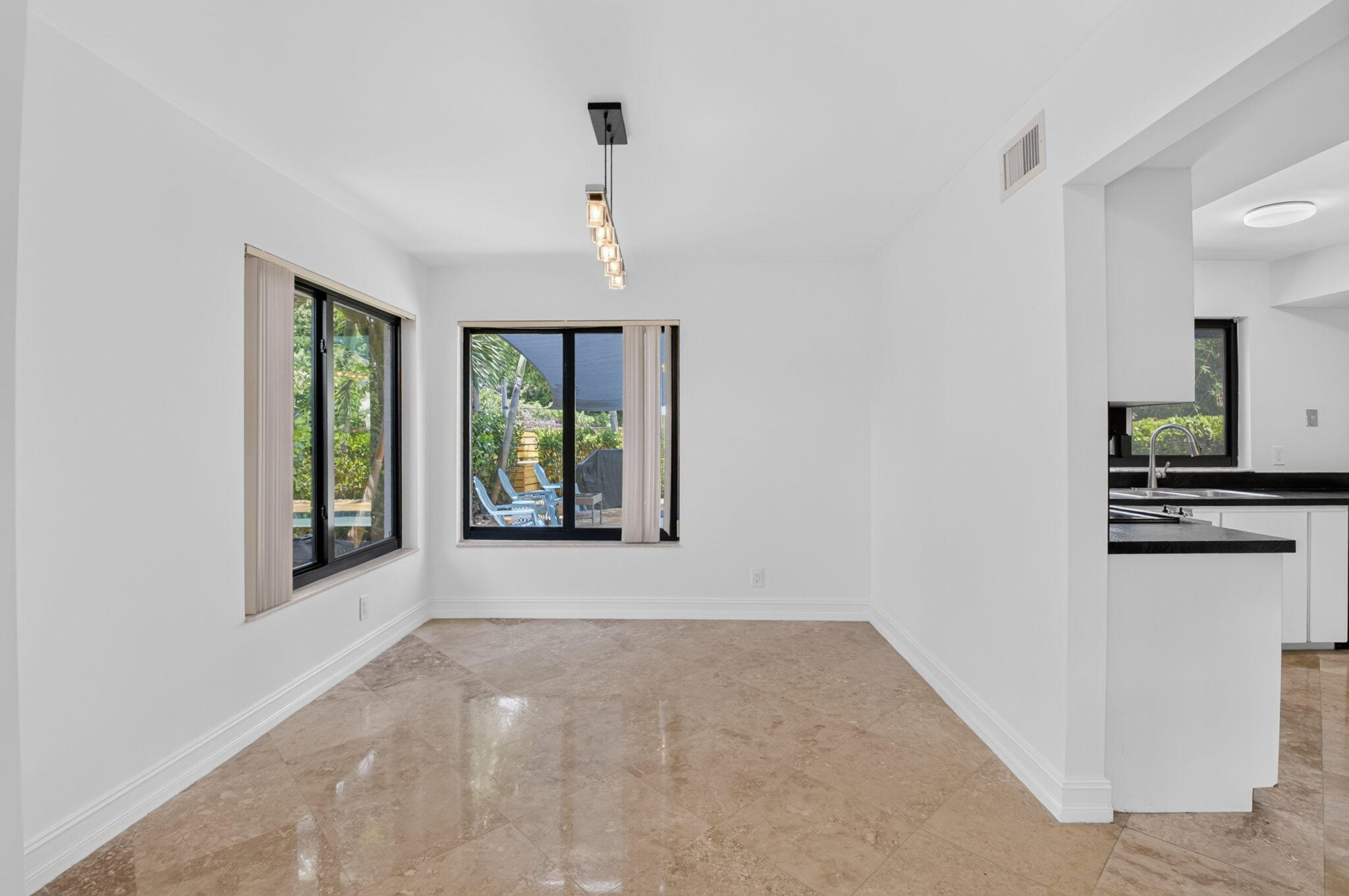 21661 Casa Monte Court Boca Raton, FL 33433 - Photo 7 of 31 Dining Room
