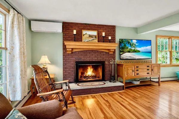 $565,000 | 5 Elena Road, Campbell Hall, NY 10916