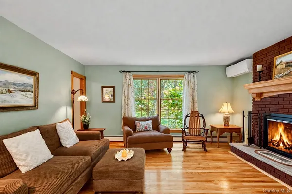 $565,000 | 5 Elena Road, Campbell Hall, NY 10916