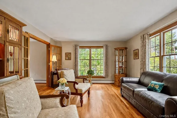 $565,000 | 5 Elena Road, Campbell Hall, NY 10916