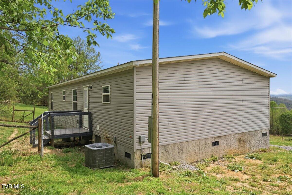206 Prospect Road Sneedville, TN 37869 - Photo 5 of 43 05-206_Prospect_Rd_038