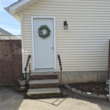 $2,800 | 956 Brighton Way, Warwick, RI 02886
