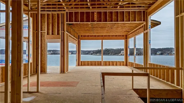 $6,990,000 | 10 Shootout Drive, Osage Beach, MO 65065