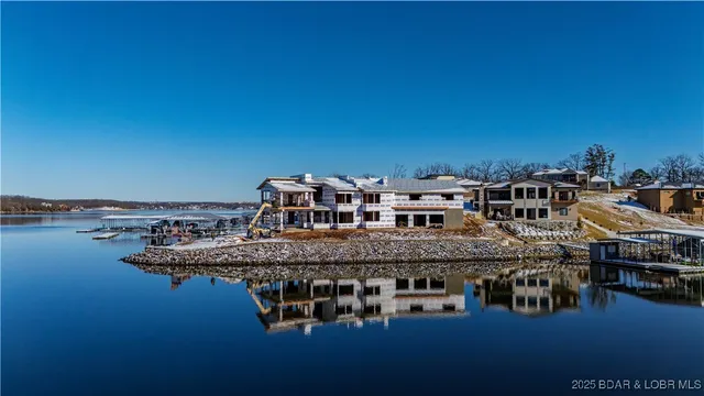 $6,990,000 | 10 Shootout Drive, Osage Beach, MO 65065