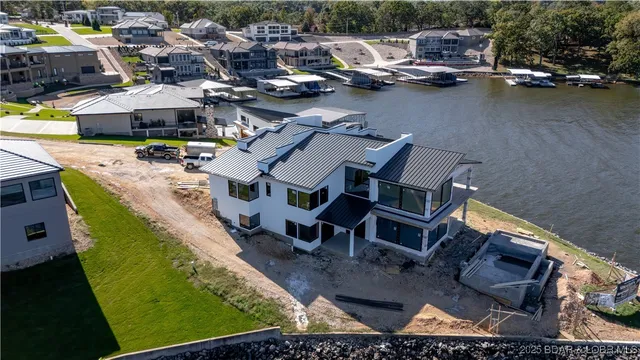 $6,990,000 | 10 Shootout Drive, Osage Beach, MO 65065