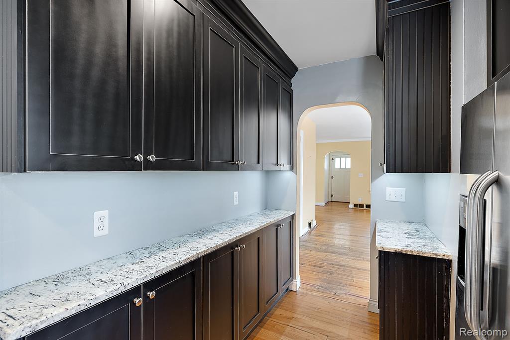 303 Linwood Avenue Rochester, MI 48307 - Photo 23 of 44 Gallery Image 23