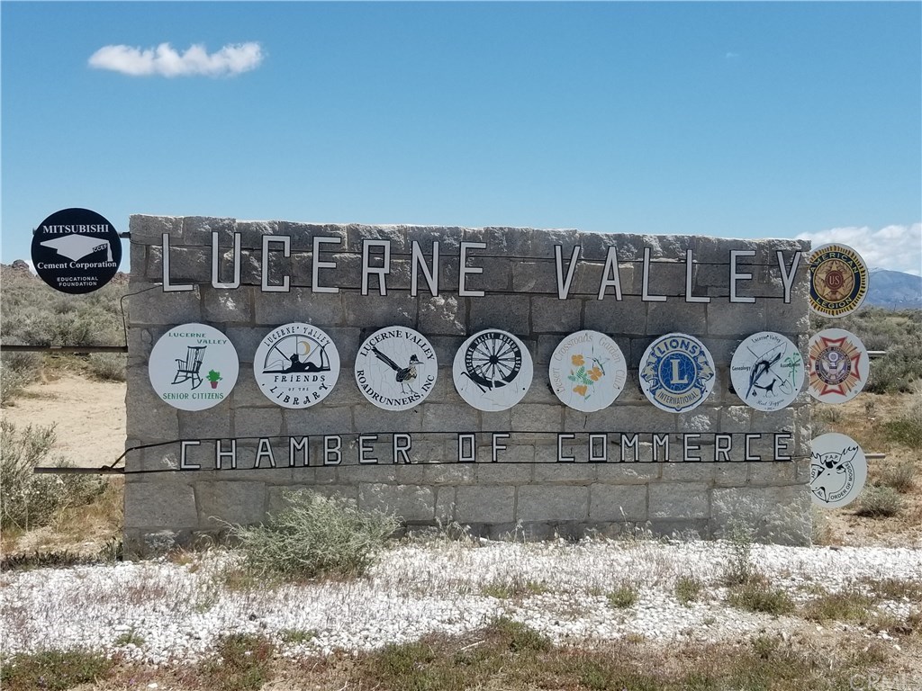304 Spinel Road Lucerne Valley, CA 92356 - Photo 1 of 8 Gallery Image 1