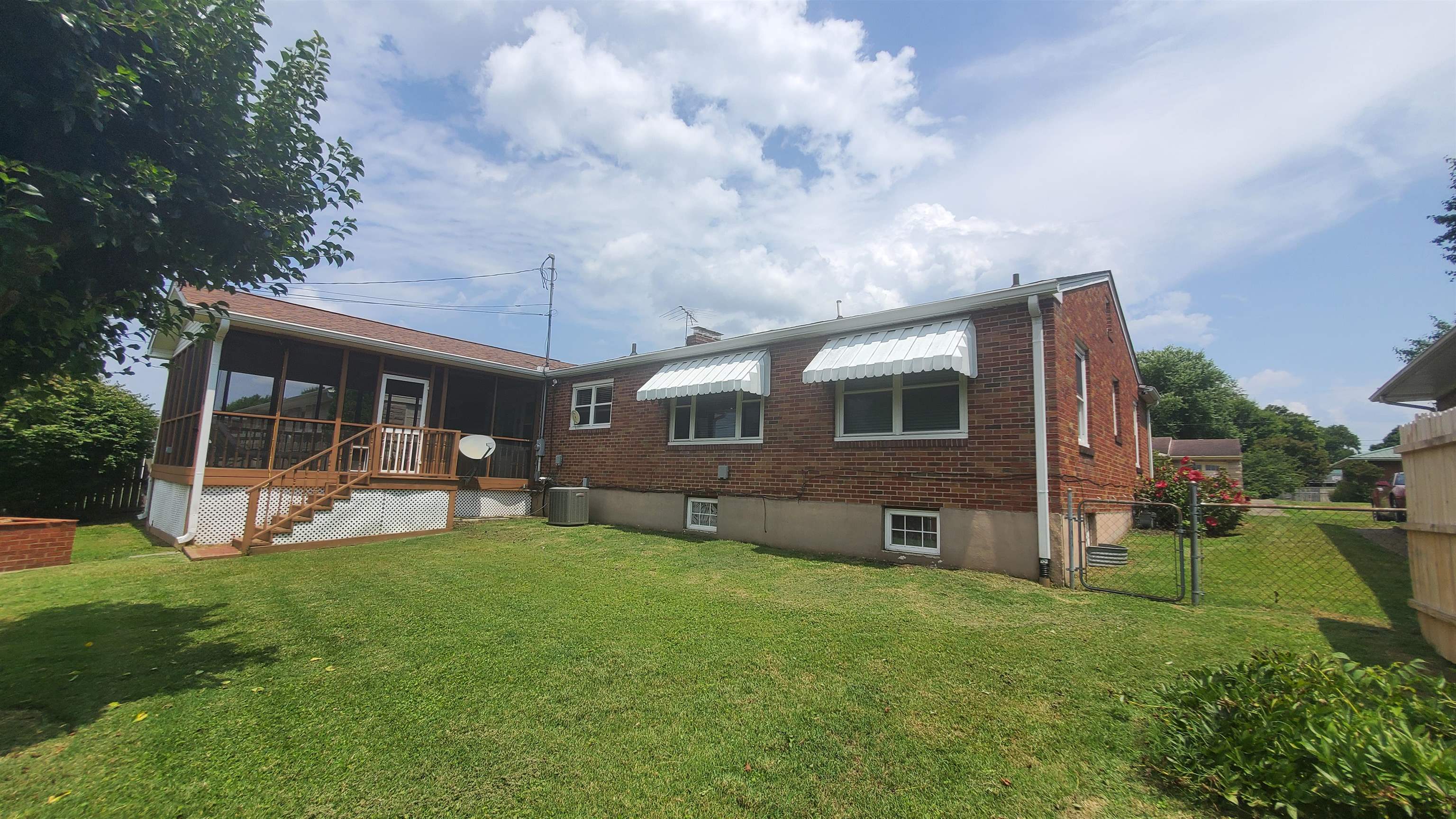 3009 Ranch Road Ashland, KY 41102 - Photo 13 of 28 Gallery Image 13