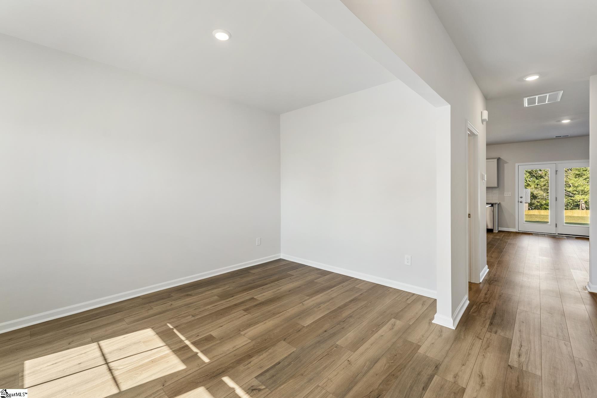 2361 Mill Loop Spartanburg, SC 29301 - Photo 2 of 30