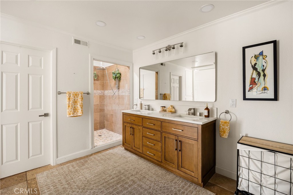 904 South Ridgecrest Circle Anaheim, CA 92807 - Photo 24 of 56 Gallery Image 24
