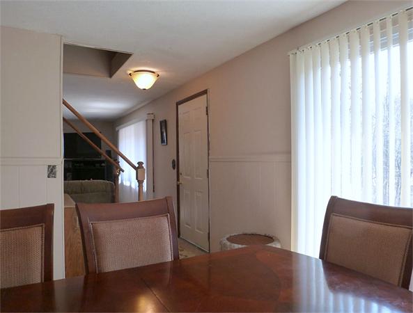 440 Grayson Drive Springfield, MA 01119 - Photo 12 of 18 Gallery Image 12
