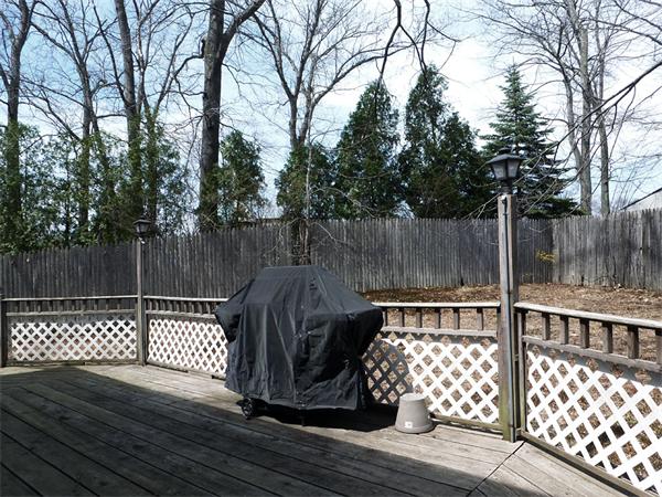 440 Grayson Drive Springfield, MA 01119 - Photo 18 of 18 Gallery Image 18