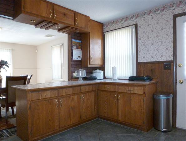 440 Grayson Drive Springfield, MA 01119 - Photo 9 of 18 Gallery Image 9