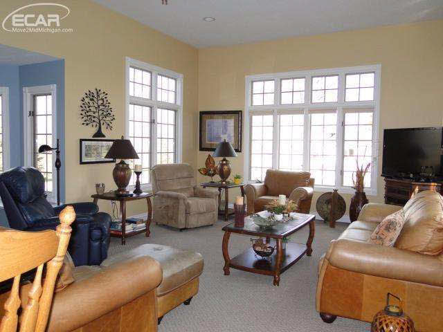 13104 Elms Road Clio, MI 48420 - Photo 5 of 55 21132411-4.JPG